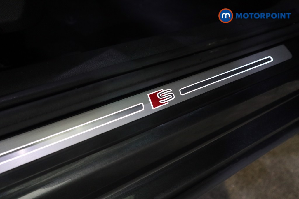 Audi Q2 S Line Manual Petrol SUV - Stock Number (1594211) - 16th supplementary image