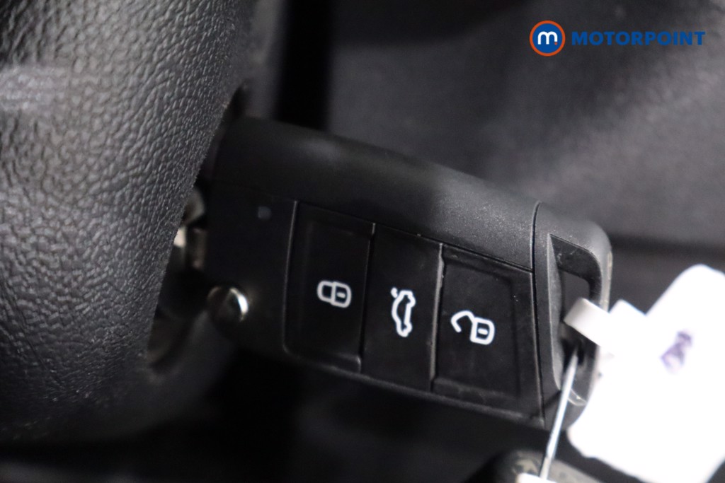 Volkswagen T-Cross Black Edition Manual Petrol SUV - Stock Number (1594859) - 13th supplementary image