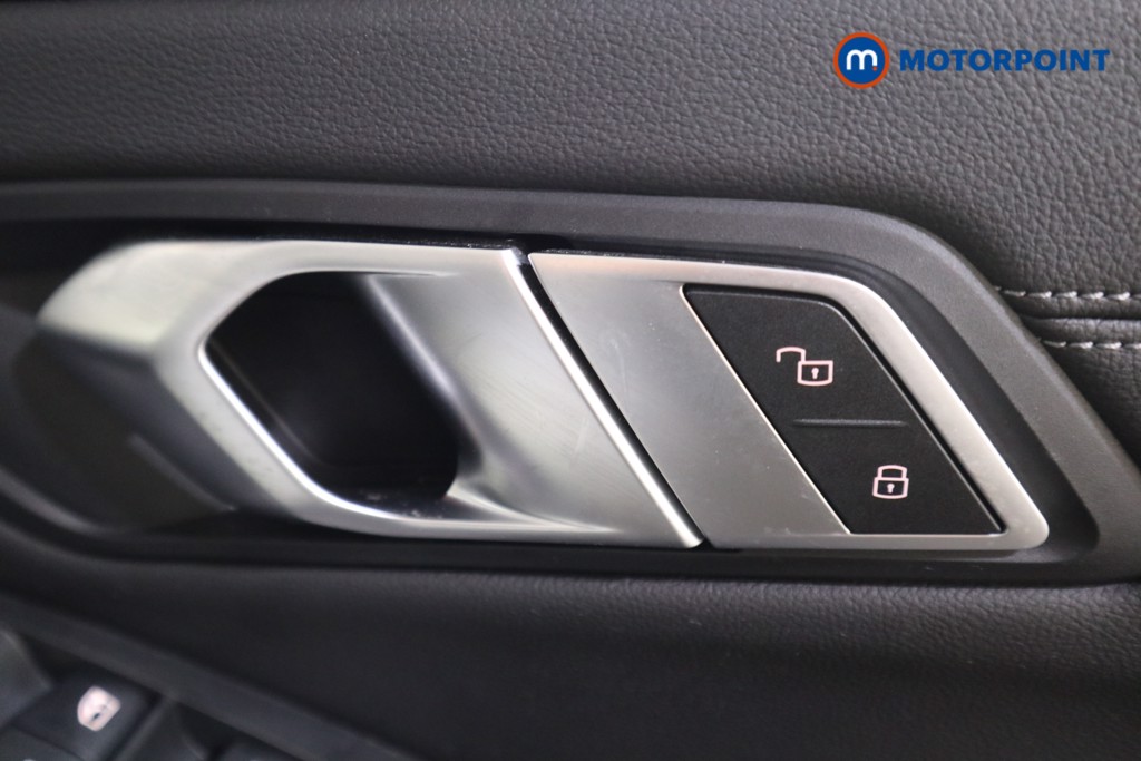 BMW 3 Series M Sport Automatic Petrol Plug-In Hybrid Saloon - Stock Number (1594861) - 14th supplementary image