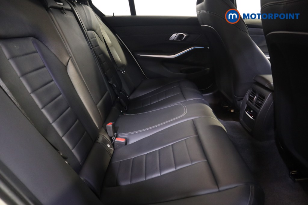 BMW 3 Series M Sport Automatic Petrol Plug-In Hybrid Saloon - Stock Number (1594861) - 17th supplementary image