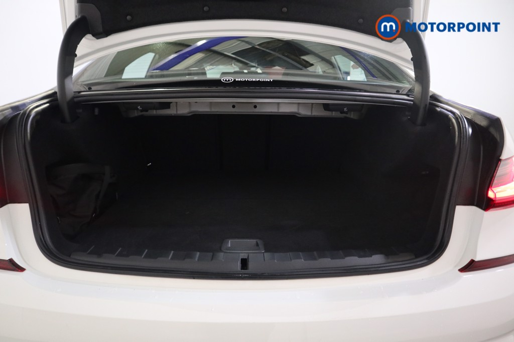 BMW 3 Series M Sport Automatic Petrol Plug-In Hybrid Saloon - Stock Number (1594861) - 21st supplementary image
