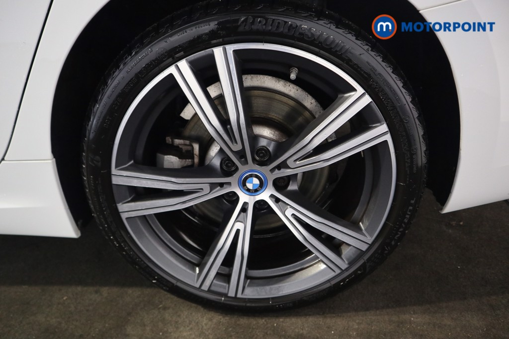BMW 3 Series M Sport Automatic Petrol Plug-In Hybrid Saloon - Stock Number (1594861) - 25th supplementary image