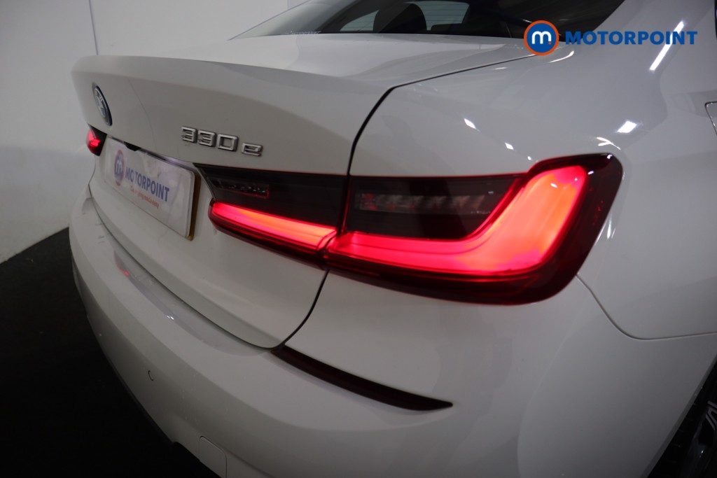 BMW 3 Series M Sport Automatic Petrol Plug-In Hybrid Saloon - Stock Number (1594861) - 29th supplementary image