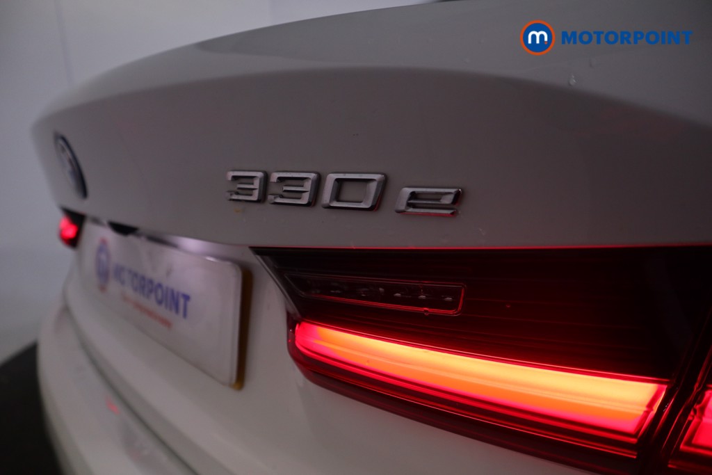 BMW 3 Series M Sport Automatic Petrol Plug-In Hybrid Saloon - Stock Number (1594861) - 30th supplementary image