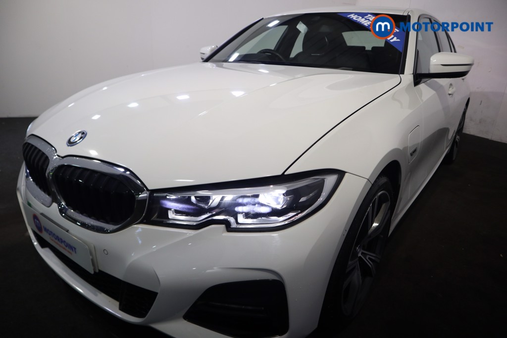 BMW 3 Series M Sport Automatic Petrol Plug-In Hybrid Saloon - Stock Number (1594861) - 36th supplementary image