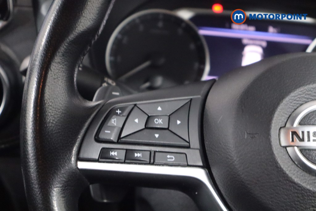 Nissan Juke N-Connecta Automatic Petrol SUV - Stock Number (1594975) - 7th supplementary image