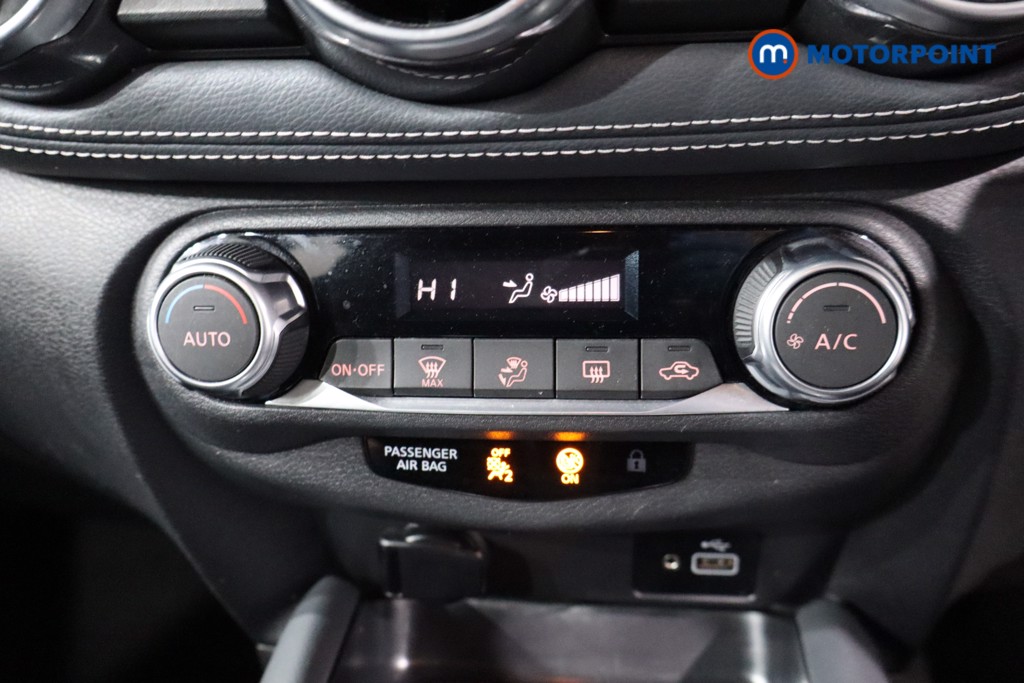 Nissan Juke N-Connecta Automatic Petrol SUV - Stock Number (1594975) - 16th supplementary image