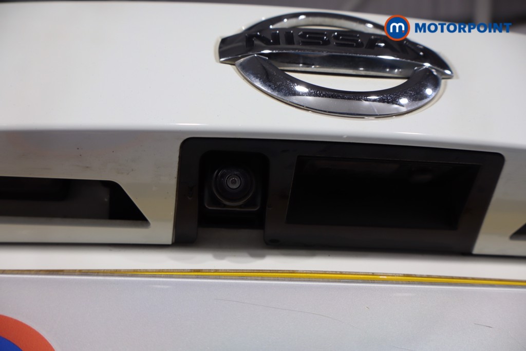 Nissan Juke N-Connecta Automatic Petrol SUV - Stock Number (1594975) - 34th supplementary image