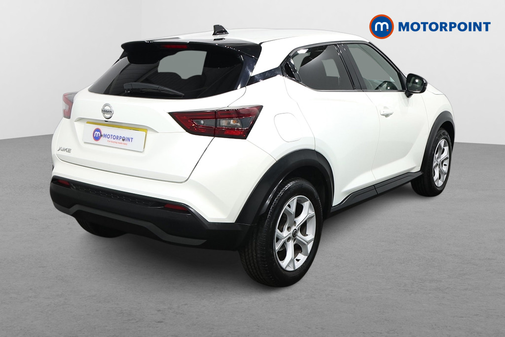 Nissan Juke N-Connecta Automatic Petrol SUV - Stock Number (1594975) - Drivers side rear corner