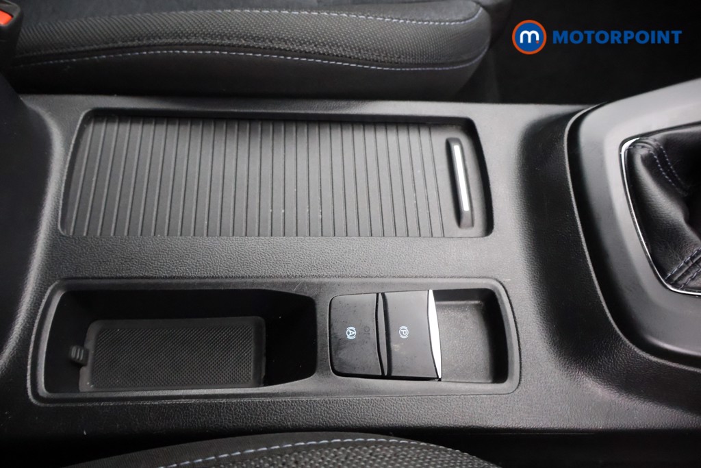 Ford Focus Active Manual Petrol Estate - Stock Number (1595084) - 9th supplementary image