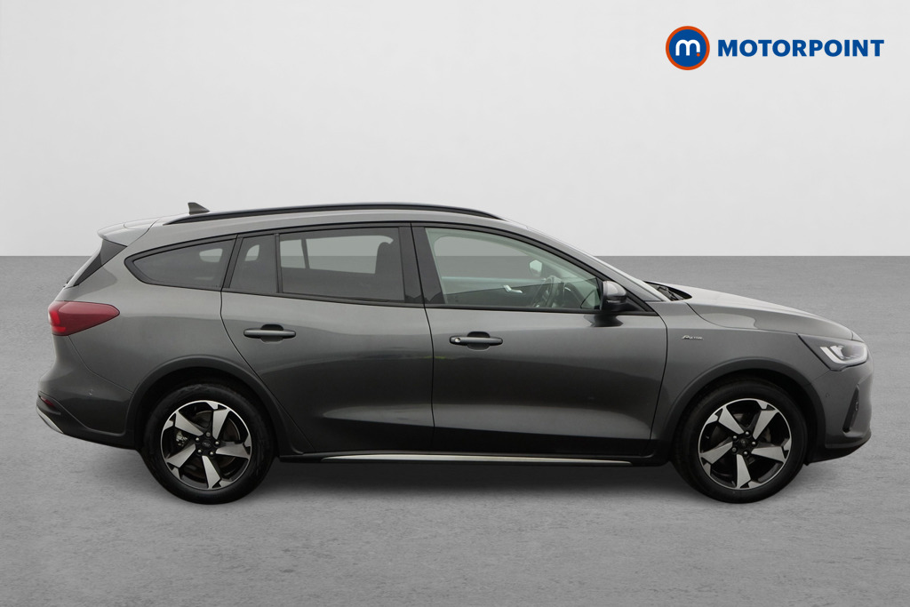 Ford Focus Active Manual Petrol Estate - Stock Number (1595084) - Drivers side