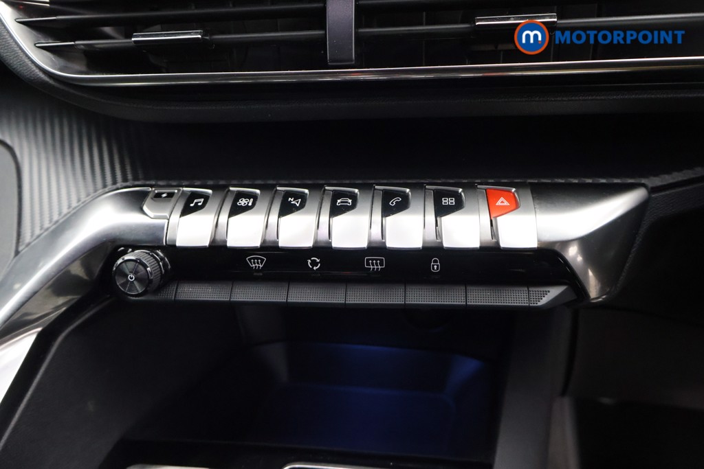 Peugeot 3008 Active Automatic Petrol Plug-In Hybrid SUV - Stock Number (1595114) - 6th supplementary image