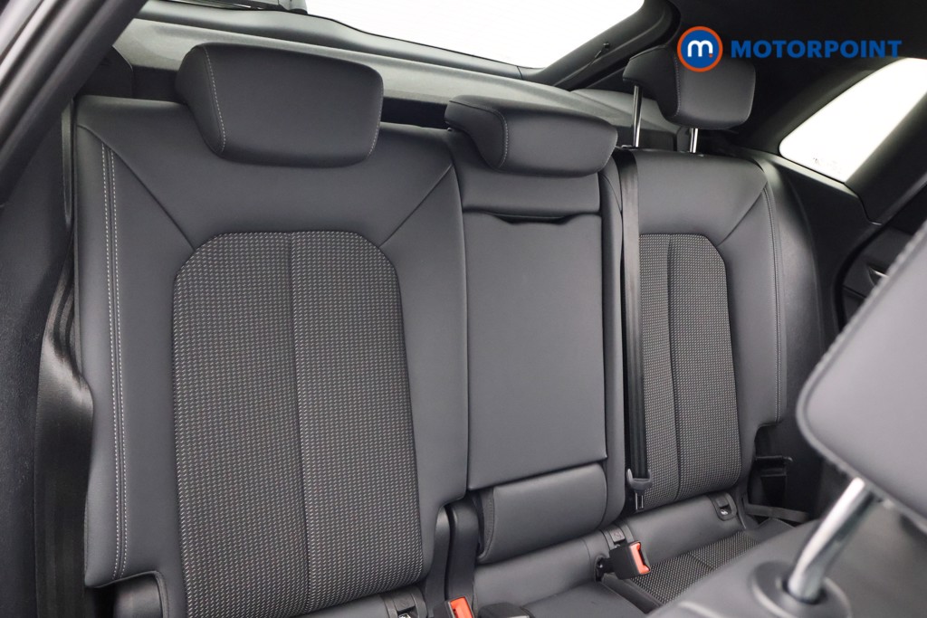 Audi Q3 S Line Manual Petrol SUV - Stock Number (1595187) - 12th supplementary image