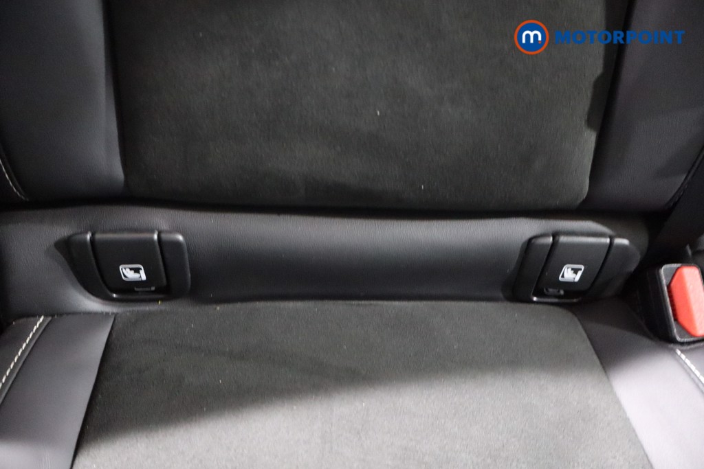 Volvo Xc40 R Design Automatic Petrol Plug-In Hybrid SUV - Stock Number (1595404) - 26th supplementary image