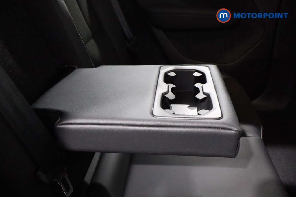 Volvo Xc40 R Design Automatic Petrol Plug-In Hybrid SUV - Stock Number (1595404) - 27th supplementary image