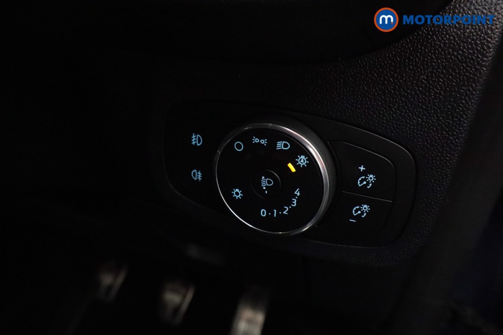 Ford Fiesta St-Line Edition Manual Petrol Hatchback - Stock Number (1595461) - 6th supplementary image