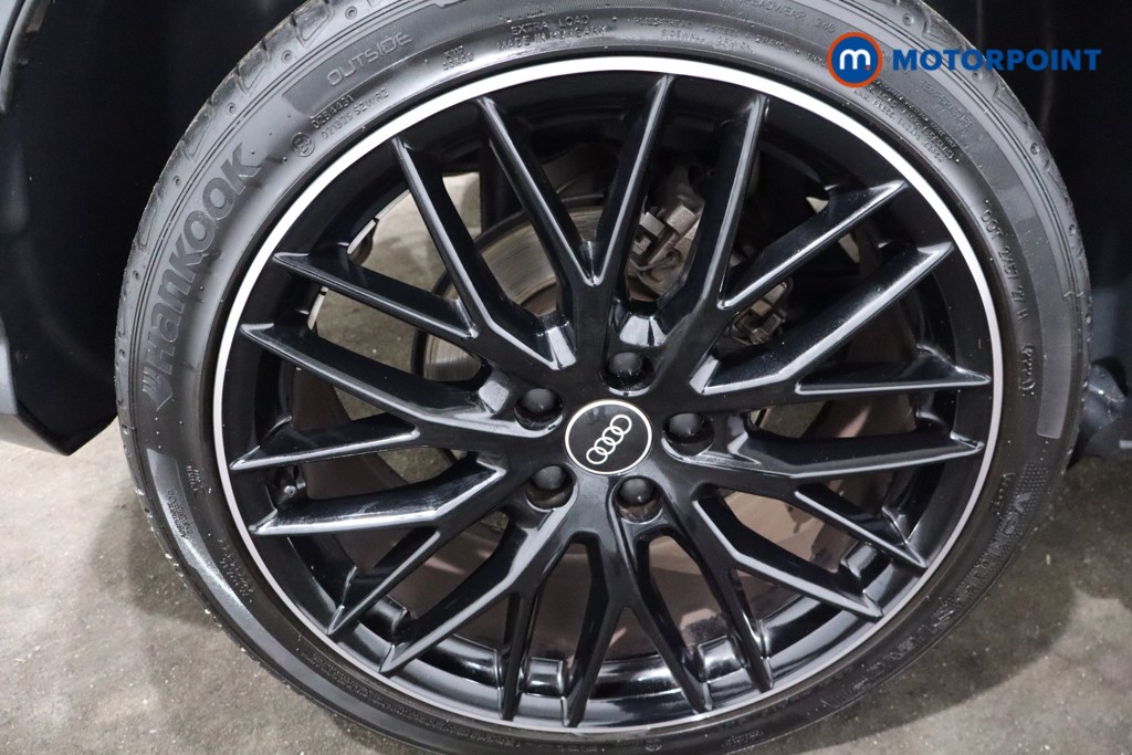 Audi Q2 Black Edition Manual Petrol SUV - Stock Number (1595712) - 9th supplementary image