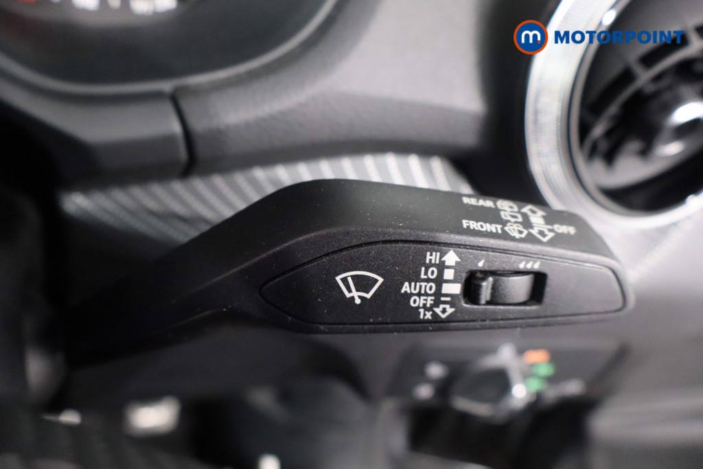 Audi Q2 Black Edition Manual Petrol SUV - Stock Number (1595712) - 19th supplementary image