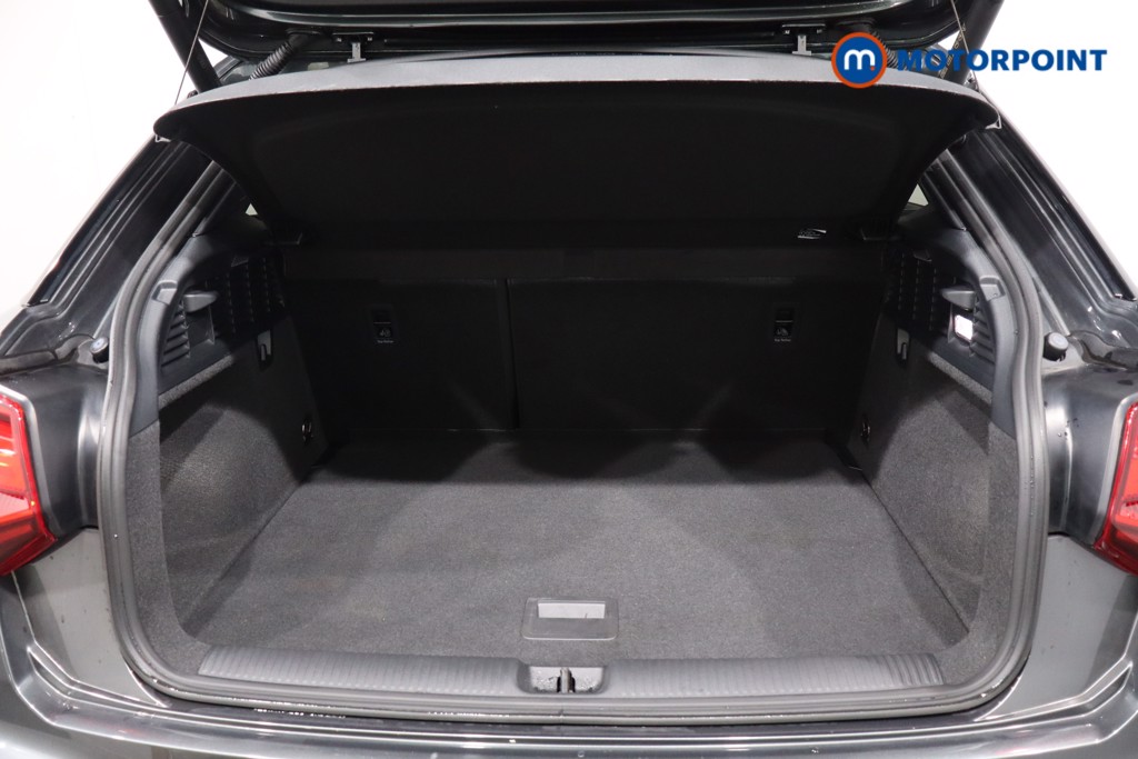 Audi Q2 Black Edition Manual Petrol SUV - Stock Number (1595712) - 39th supplementary image