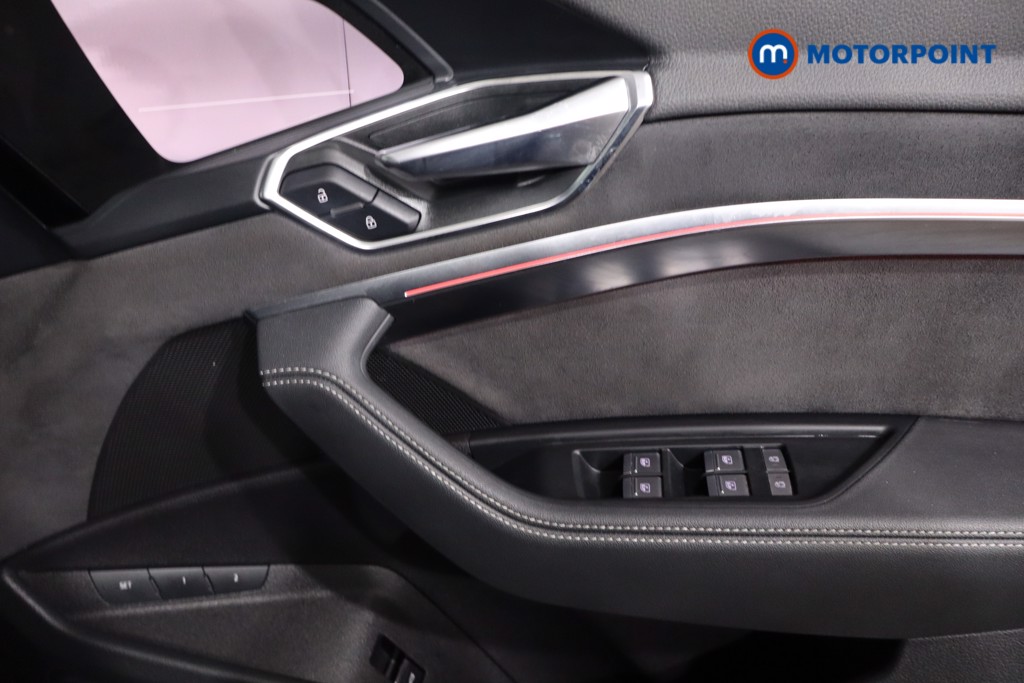 Audi E-Tron Black Edition Automatic Electric SUV - Stock Number (1596022) - 23rd supplementary image