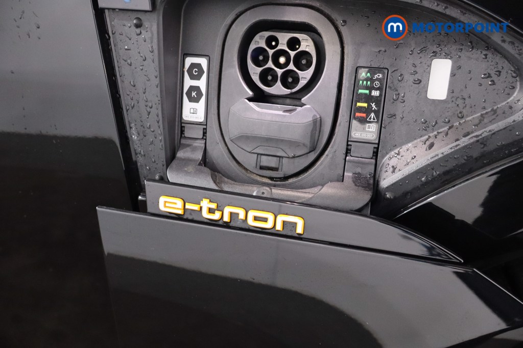 Audi E-Tron Black Edition Automatic Electric SUV - Stock Number (1596022) - 35th supplementary image