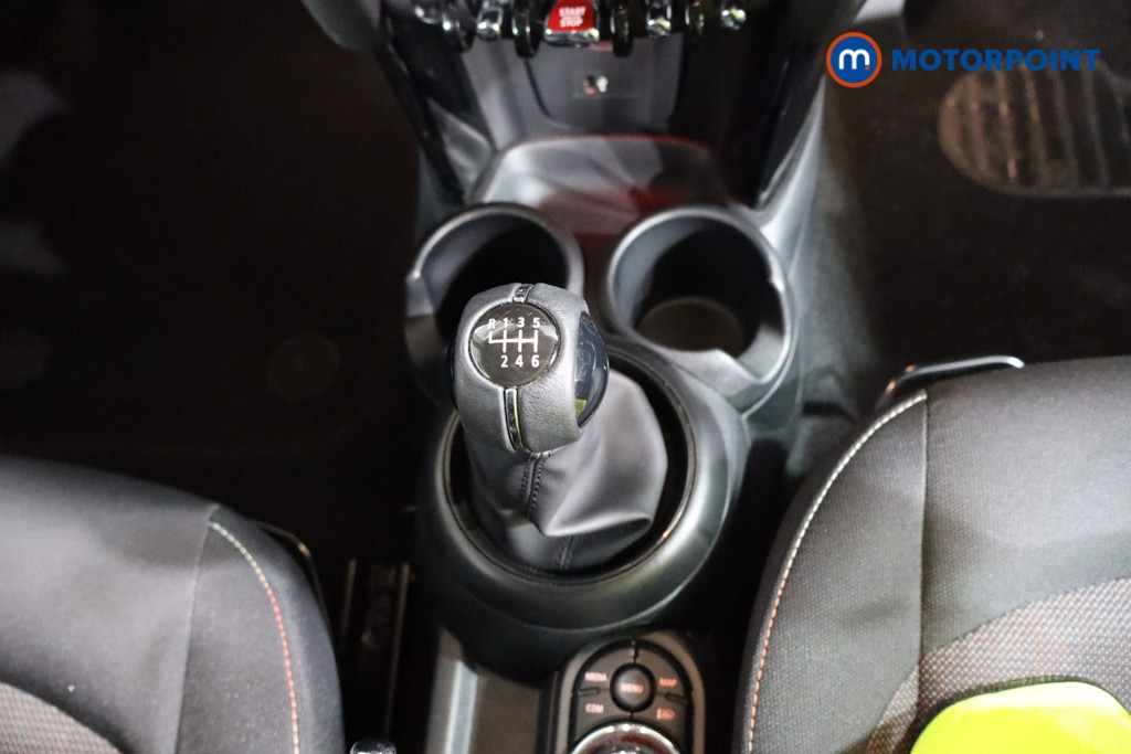 Mini Hatchback Cooper Classic Manual Petrol Hatchback - Stock Number (1596228) - 7th supplementary image