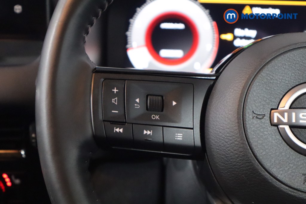 Nissan Qashqai Tekna Manual Petrol SUV - Stock Number (1596433) - 7th supplementary image