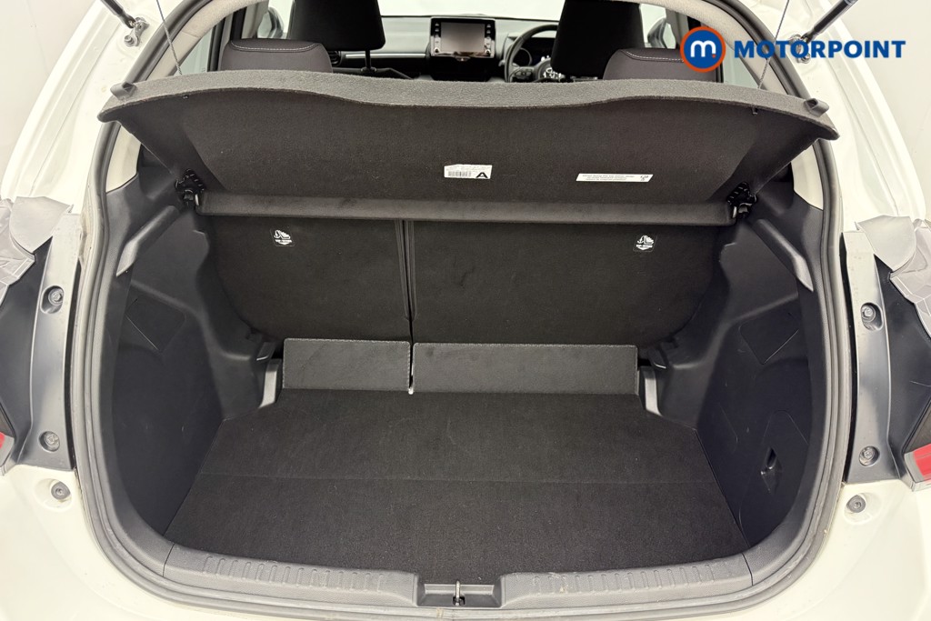 Toyota Yaris Design Automatic Petrol-Electric Hybrid Hatchback - Stock Number (1596510) - 19th supplementary image