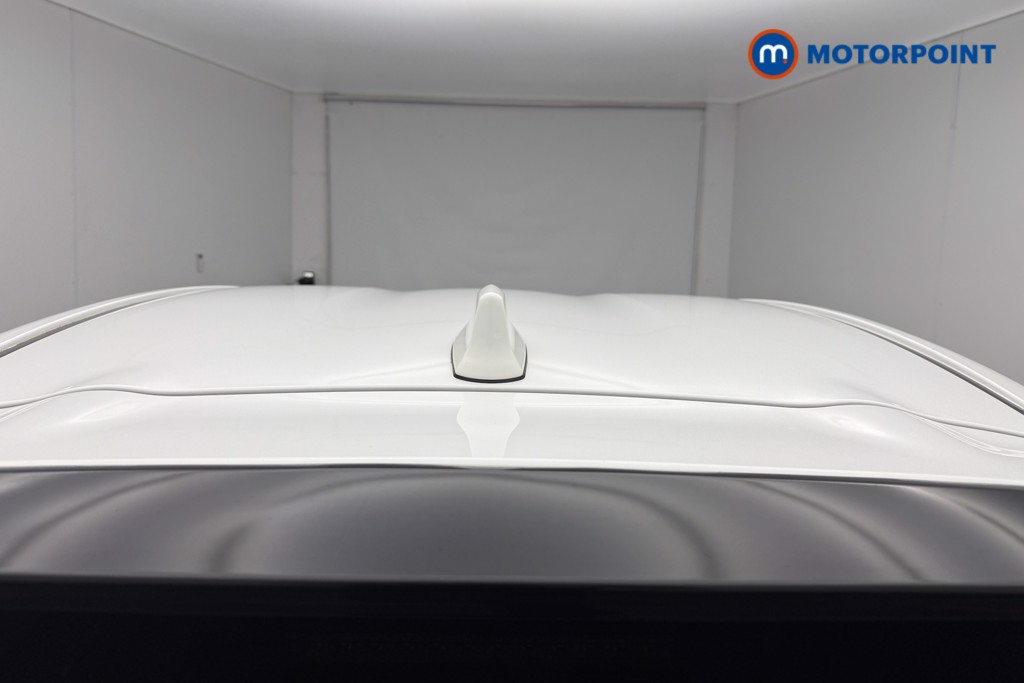 Toyota Yaris Design Automatic Petrol-Electric Hybrid Hatchback - Stock Number (1596510) - 26th supplementary image