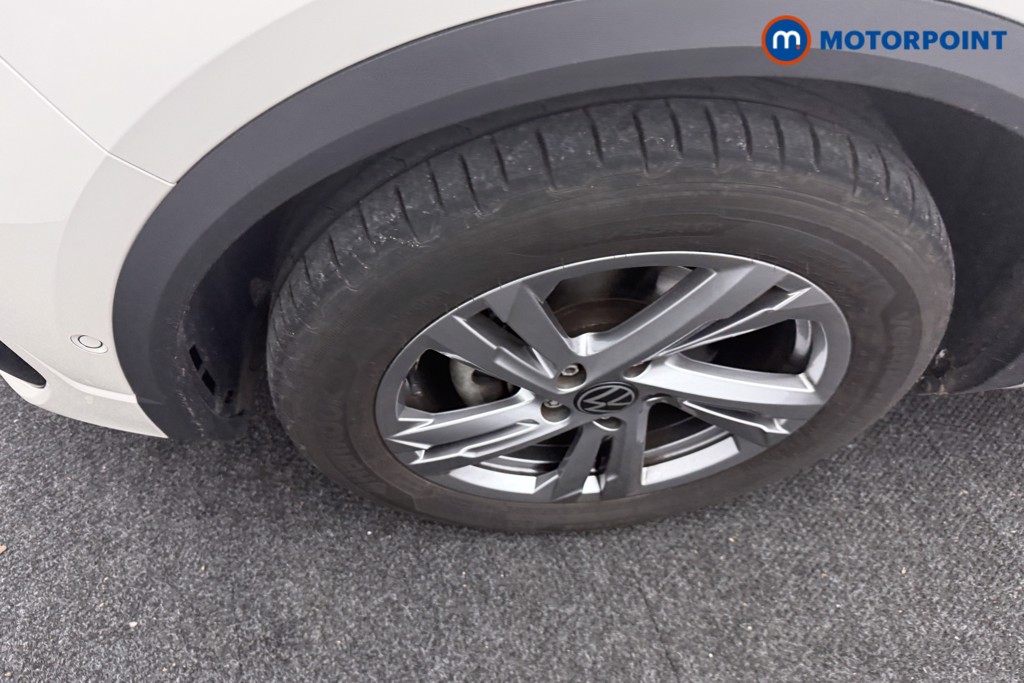 Volkswagen T-Roc R-Line Automatic Petrol SUV - Stock Number (1596749) - 30th supplementary image