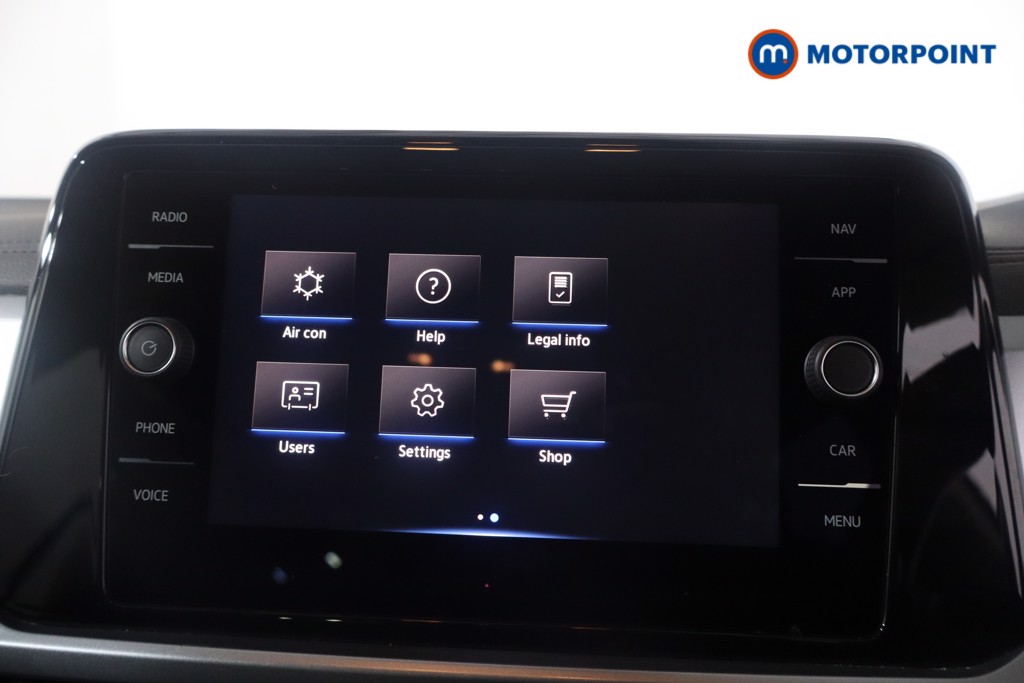 Volkswagen T-Roc Life Manual Petrol SUV - Stock Number (1596755) - 2nd supplementary image