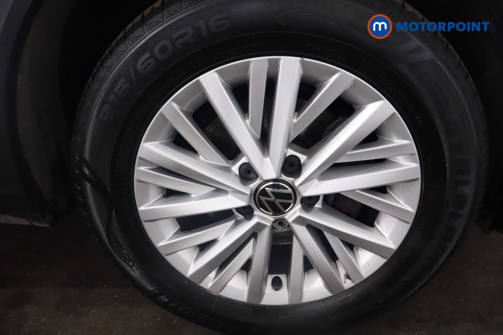 Volkswagen T-Roc Life Manual Petrol SUV - Stock Number (1596755) - 10th supplementary image