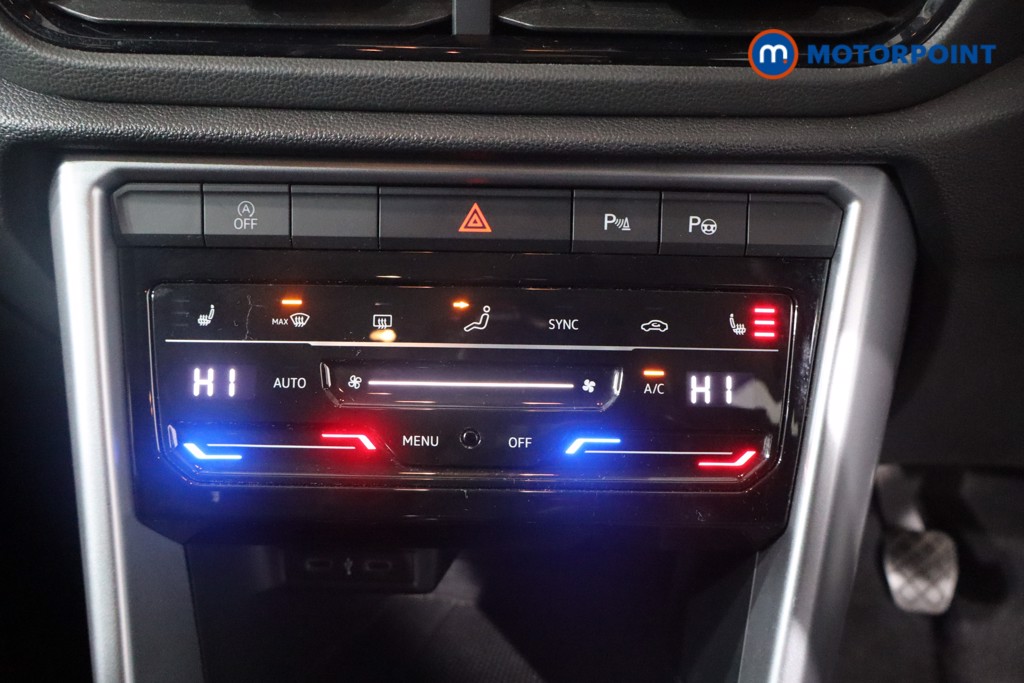 Volkswagen T-Roc Life Manual Petrol SUV - Stock Number (1596755) - 16th supplementary image