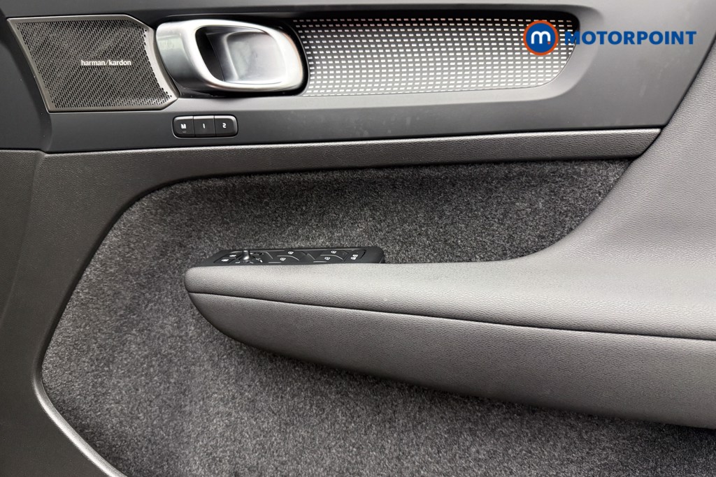 Volvo Xc40 Ultimate Automatic Petrol SUV - Stock Number (1596797) - 19th supplementary image