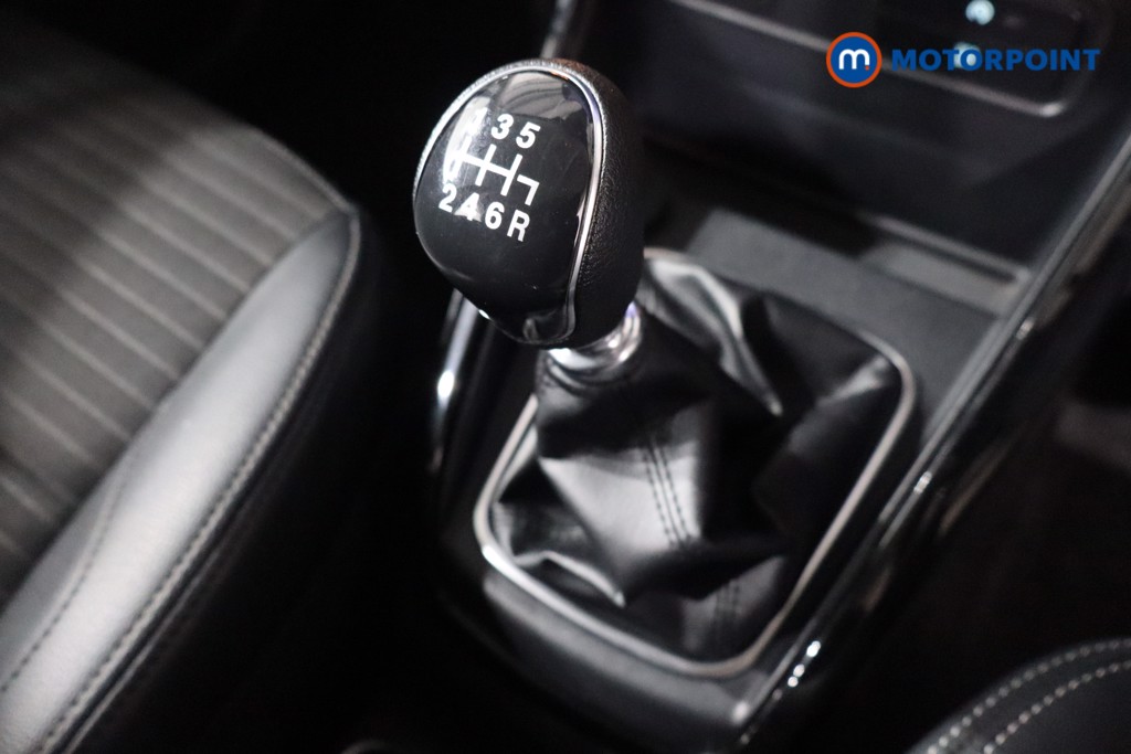 Ford Ecosport Titanium Manual Petrol SUV - Stock Number (1596804) - 14th supplementary image