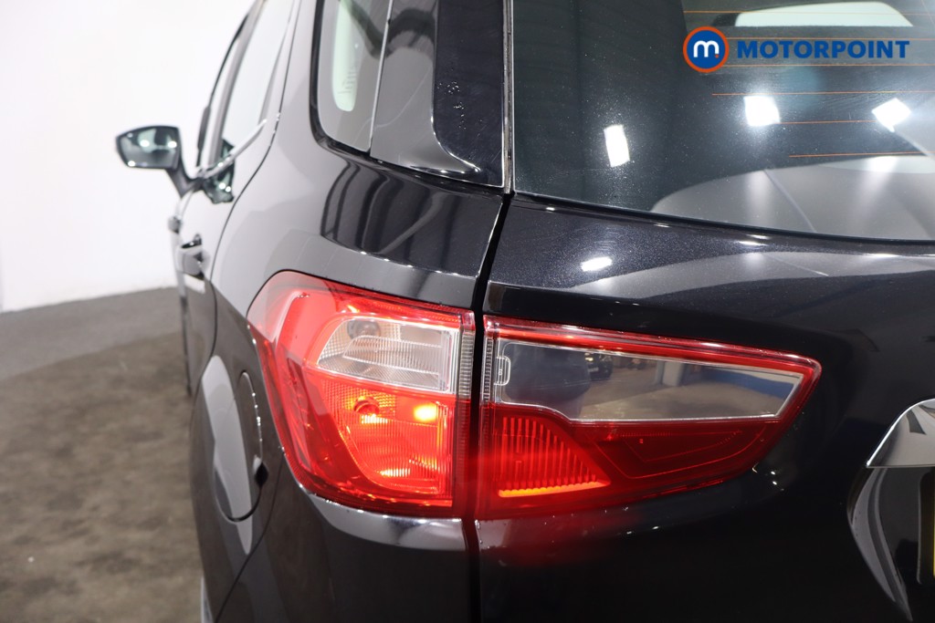 Ford Ecosport Titanium Manual Petrol SUV - Stock Number (1596804) - 32nd supplementary image