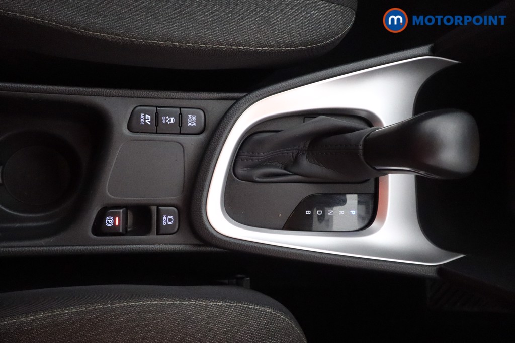 Toyota Yaris Cross Icon Automatic Petrol-Electric Hybrid Estate - Stock Number (1597008) - 8th supplementary image