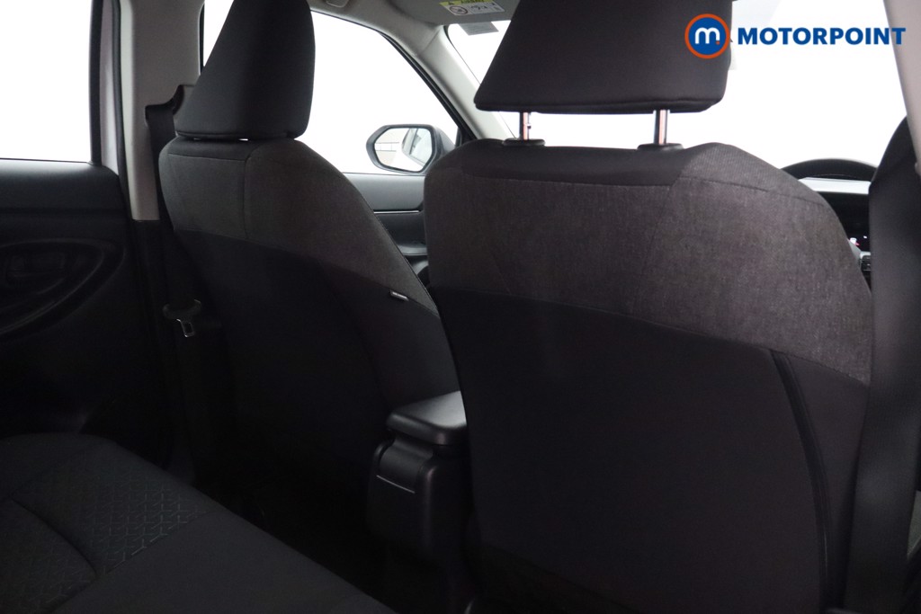 Toyota Yaris Cross Icon Automatic Petrol-Electric Hybrid Estate - Stock Number (1597008) - 14th supplementary image