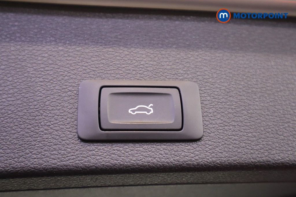 Audi Q2 S Line Automatic Petrol SUV - Stock Number (1597151) - 23rd supplementary image