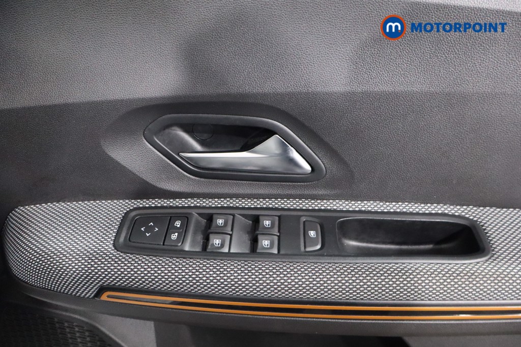 Dacia Sandero Stepway Prestige Manual Petrol Hatchback - Stock Number (1597156) - 21st supplementary image