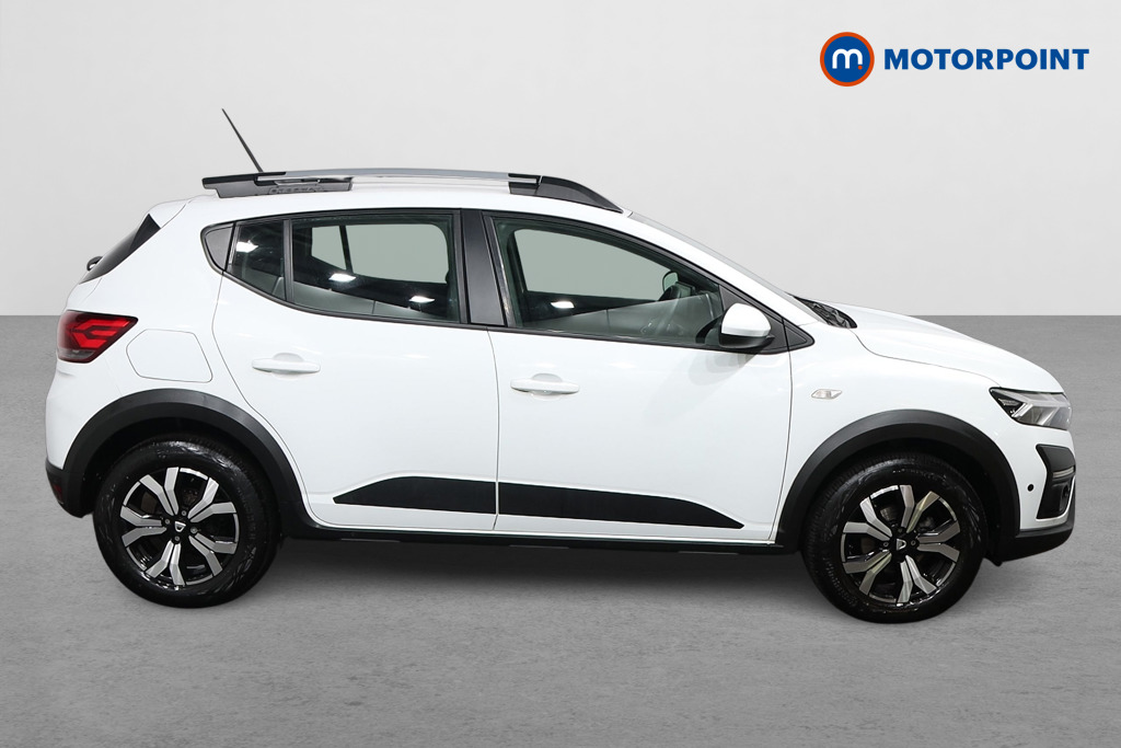 Dacia Sandero Stepway Prestige Manual Petrol Hatchback - Stock Number (1597156) - Drivers side