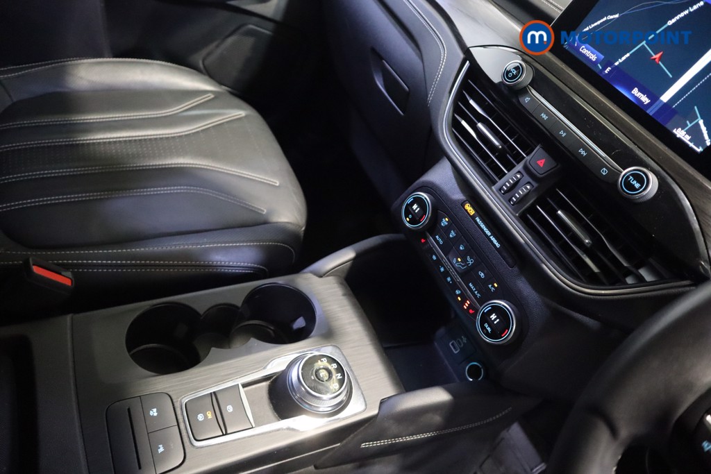 Ford Kuga Vignale Automatic Petrol-Electric Hybrid SUV - Stock Number (1597207) - 9th supplementary image