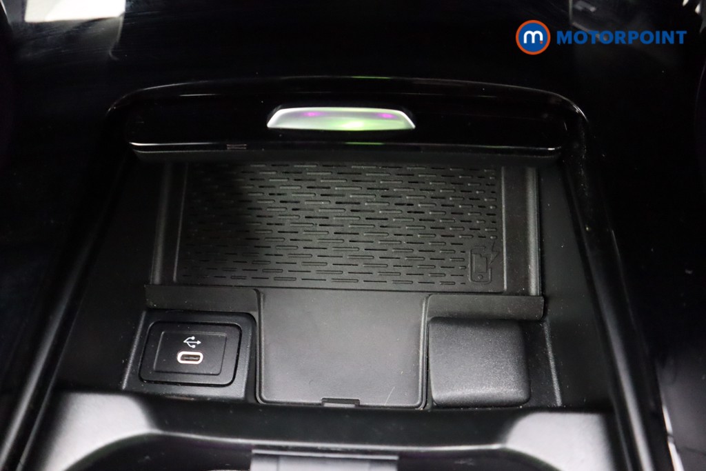 Mercedes-Benz A Class Amg Line Automatic Petrol Saloon - Stock Number (1597241) - 17th supplementary image