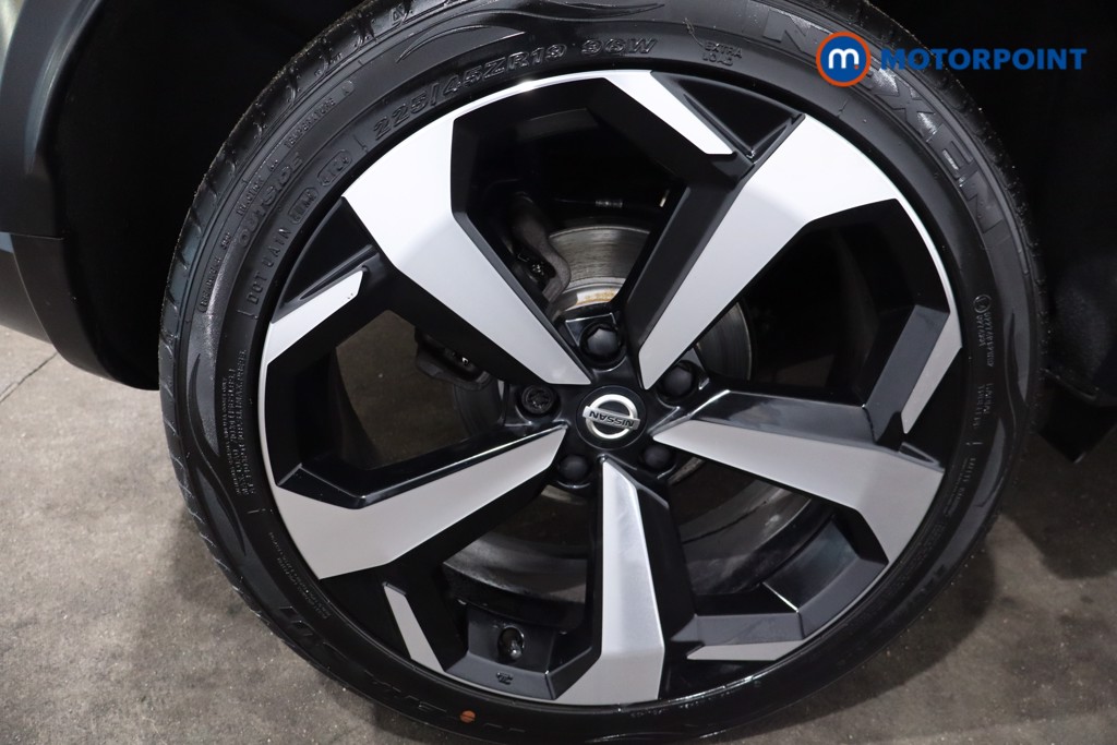 Nissan Juke Tekna Automatic Petrol SUV - Stock Number (1597254) - 9th supplementary image