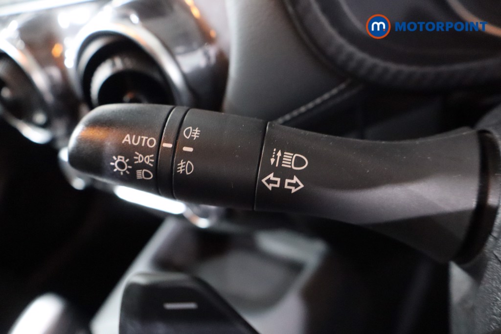 Nissan Juke Tekna Automatic Petrol SUV - Stock Number (1597254) - 19th supplementary image