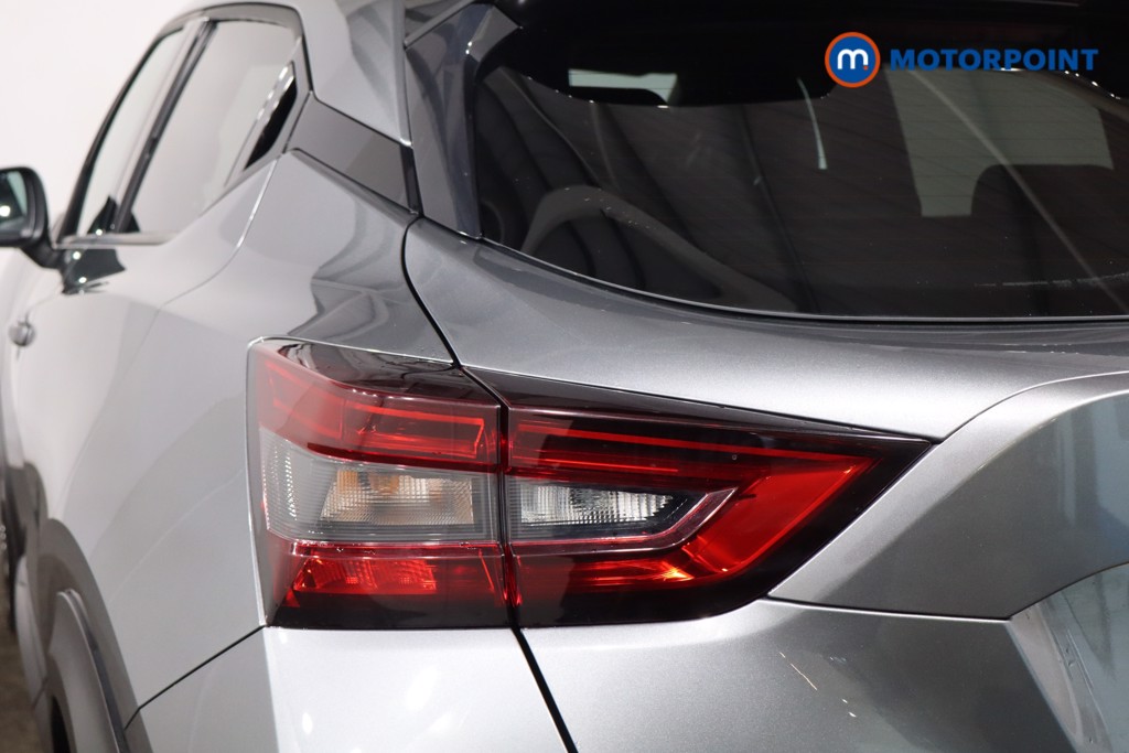 Nissan Juke Tekna Automatic Petrol SUV - Stock Number (1597254) - 32nd supplementary image