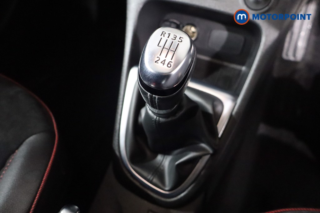 Renault Captur S Edition Manual Petrol SUV - Stock Number (1597432) - 14th supplementary image