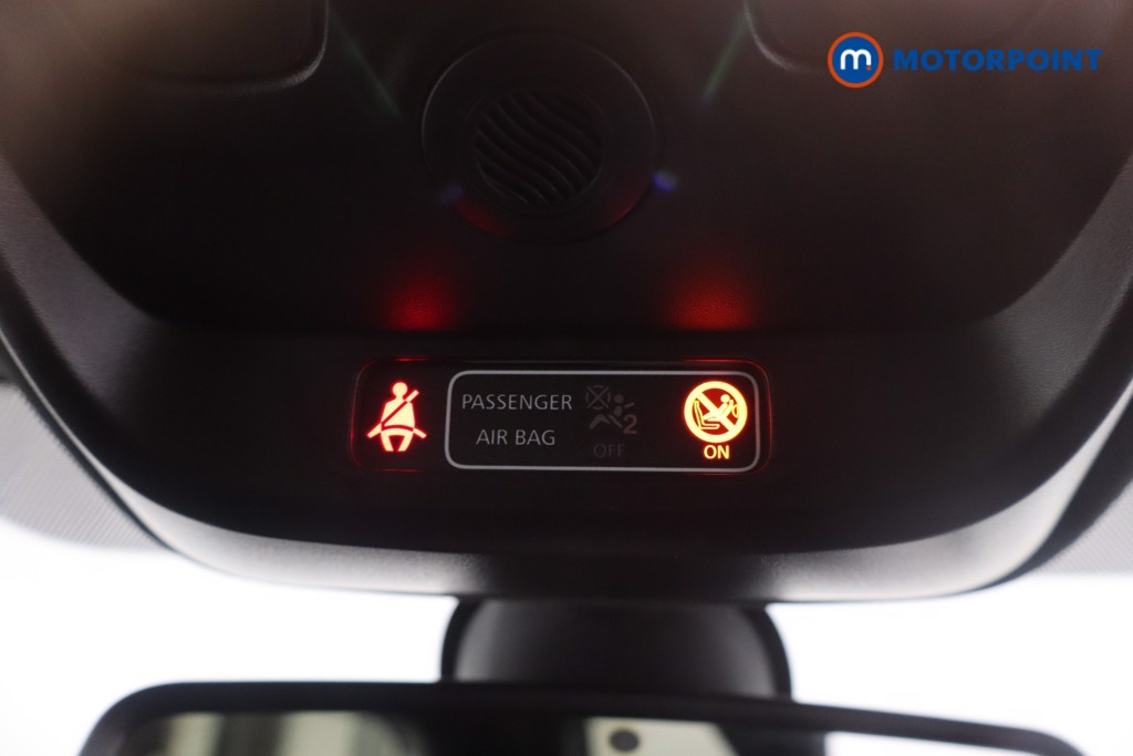 Renault Captur S Edition Manual Petrol SUV - Stock Number (1597432) - 25th supplementary image