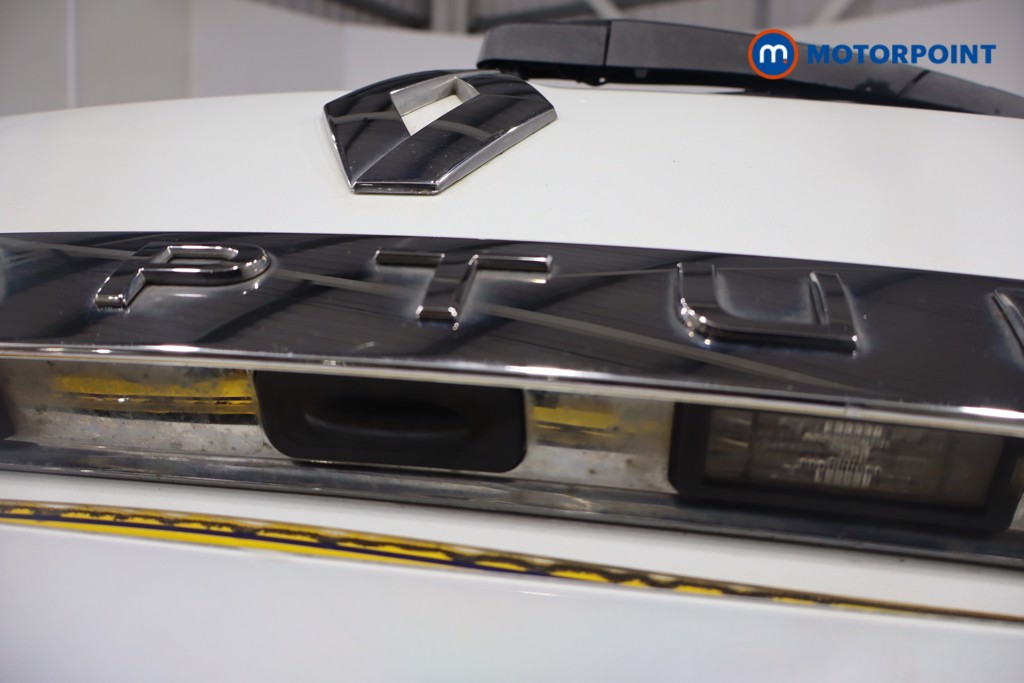 Renault Captur S Edition Manual Petrol SUV - Stock Number (1597432) - 36th supplementary image