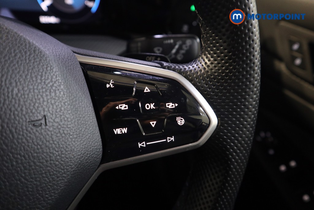 Volkswagen Golf R-Line Automatic Petrol Hatchback - Stock Number (1597445) - 4th supplementary image